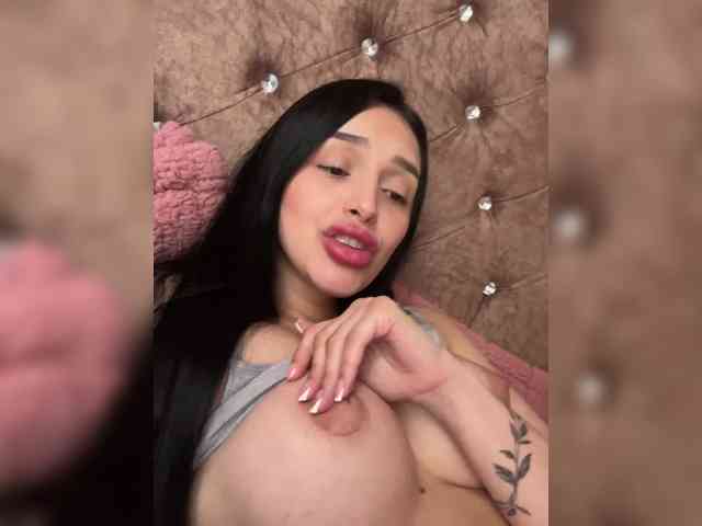 AprilRosse webcam