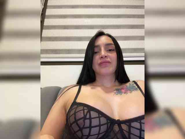 AprilRosse webcam
