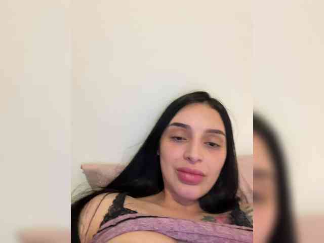 AprilRosse webcam