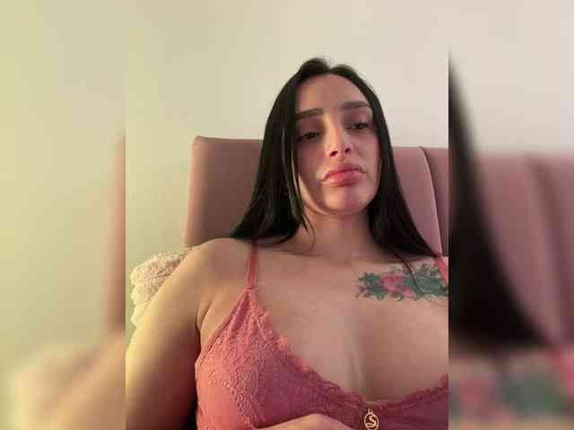 AprilRosse webcam