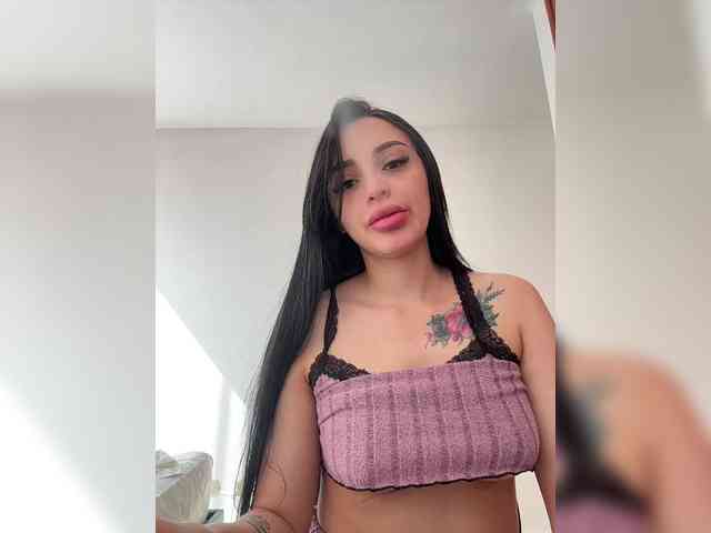 AprilRosse webcam