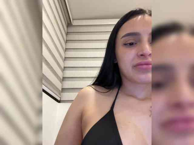 AprilRosse Live Webcam on BongaCams