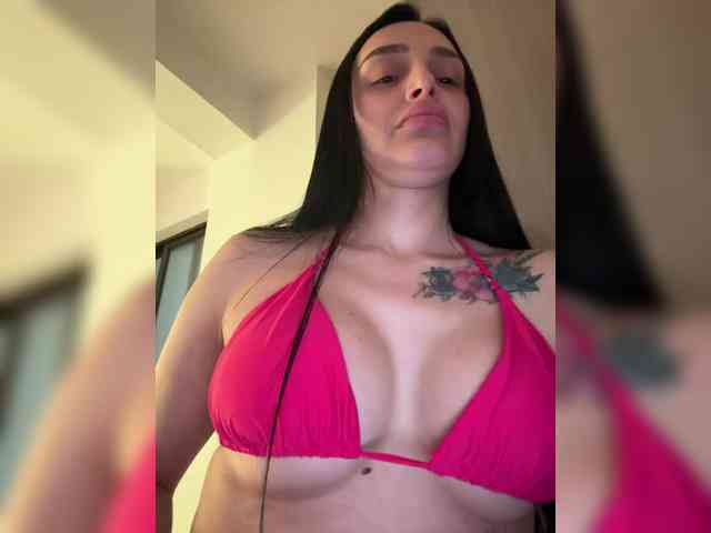 AprilRosse webcam