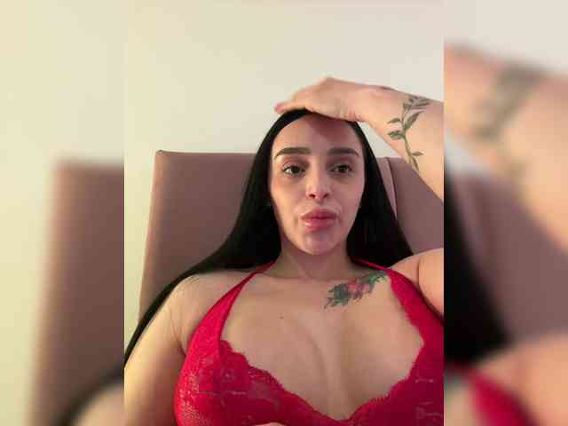 AprilRosse webcam