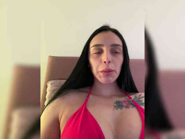 AprilRosse webcam