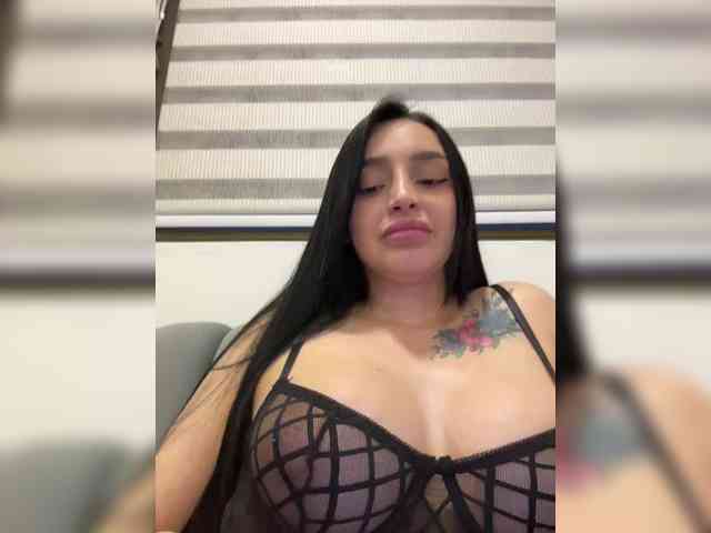 AprilRosse webcam