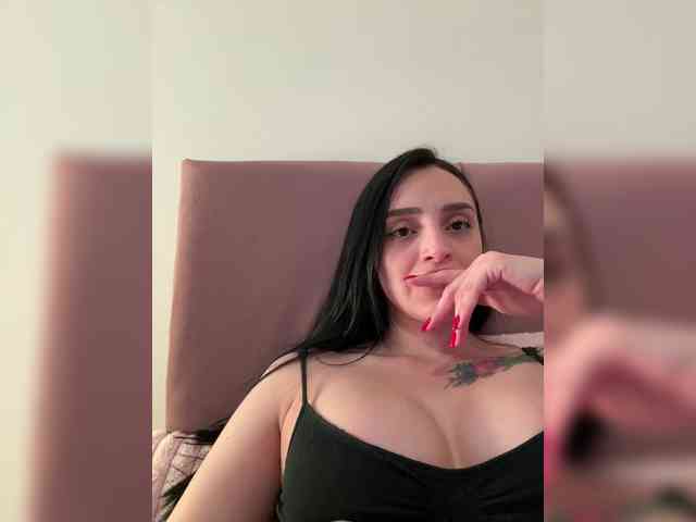 AprilRosse webcam