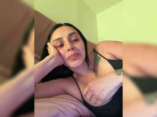 AprilRosse Live Webcam on BongaCams