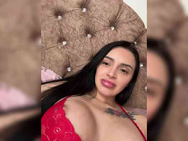 AprilRosse webcam