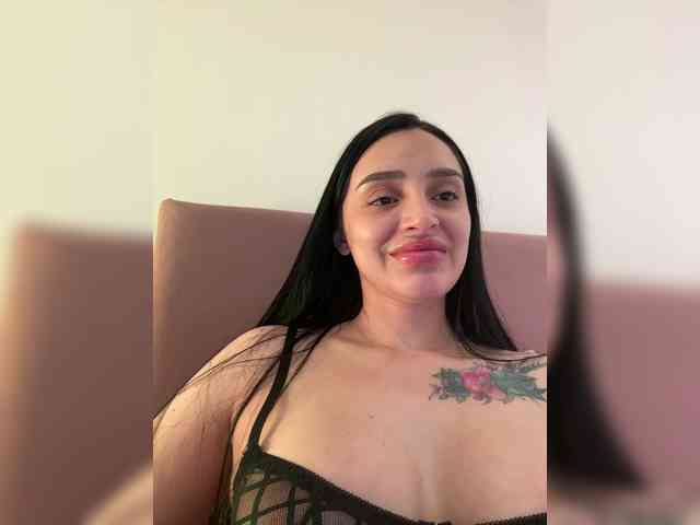 AprilRosse webcam