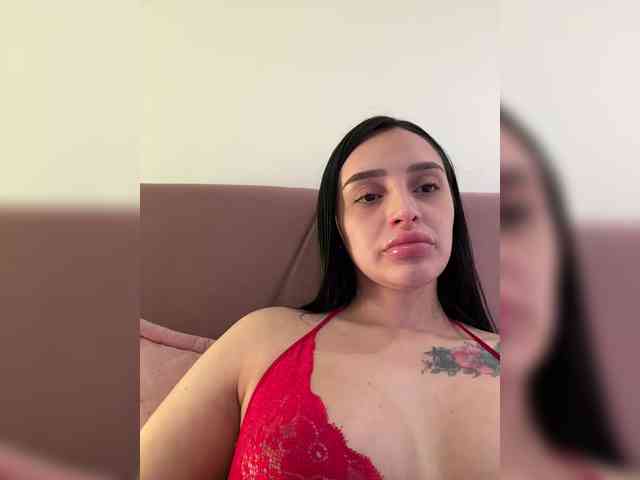 AprilRosse webcam