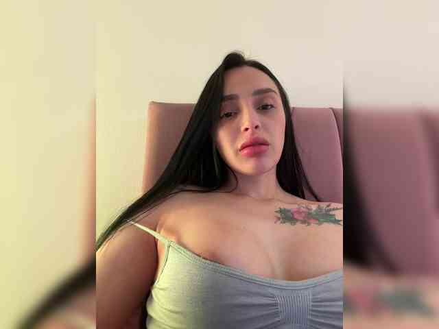 AprilRosse webcam