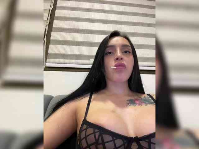 AprilRosse webcam