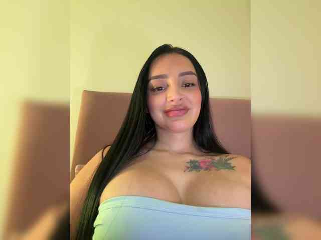 AprilRosse webcam
