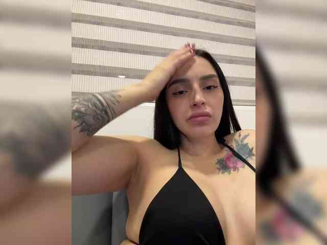 AprilRosse webcam