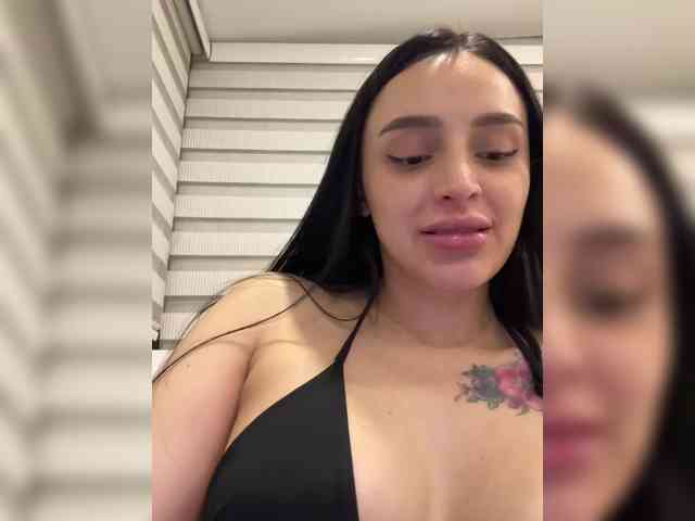 AprilRosse webcam