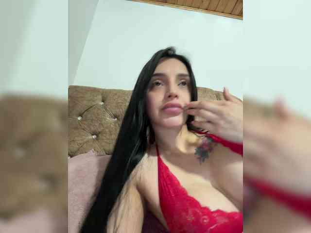 AprilRosse webcam