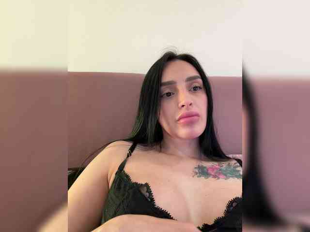 AprilRosse webcam