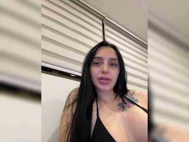 AprilRosse webcam