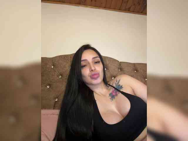 AprilRosse webcam