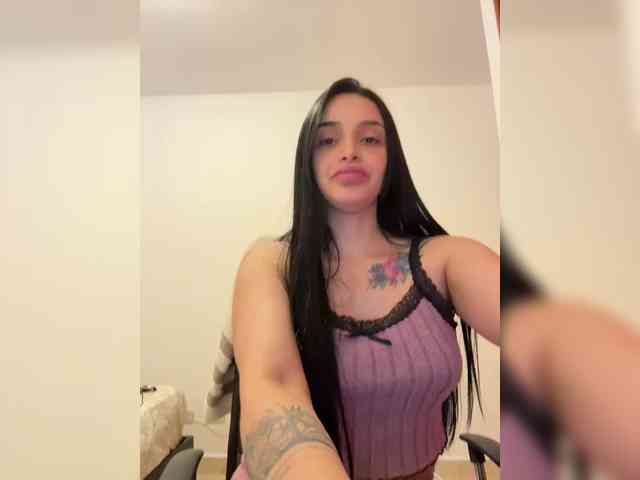 AprilRosse webcam