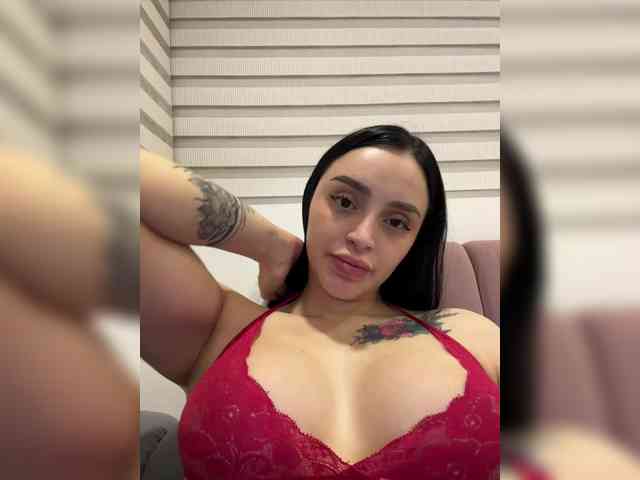 AprilRosse webcam