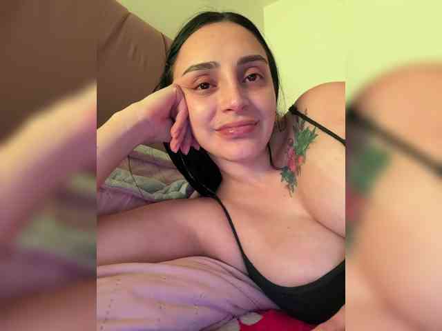 AprilRosse Live Webcam on BongaCams