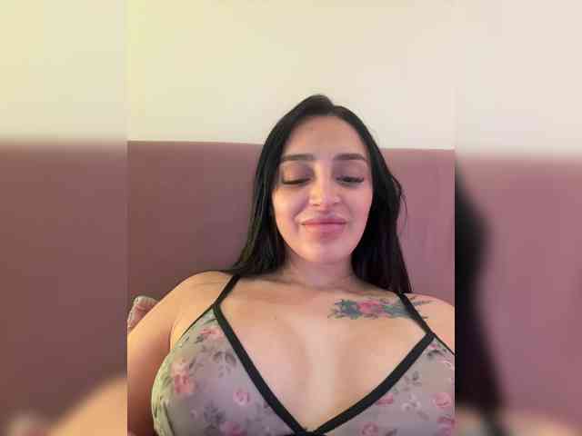 AprilRosse webcam