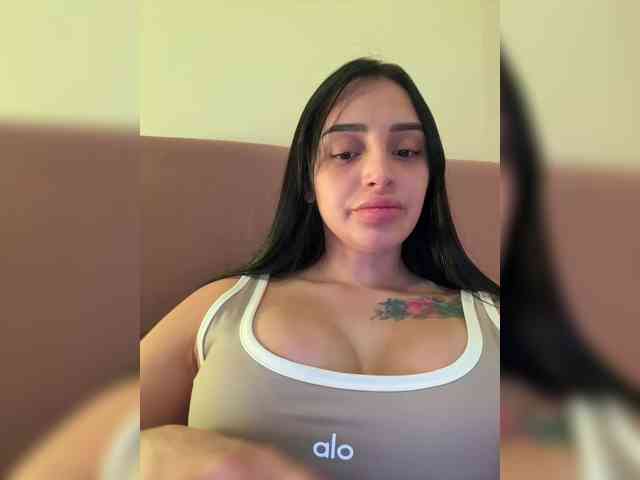 AprilRosse webcam