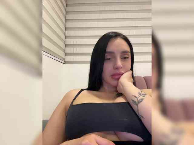 AprilRosse webcam