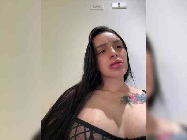 AprilRosse webcam