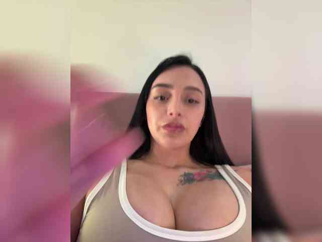 AprilRosse webcam