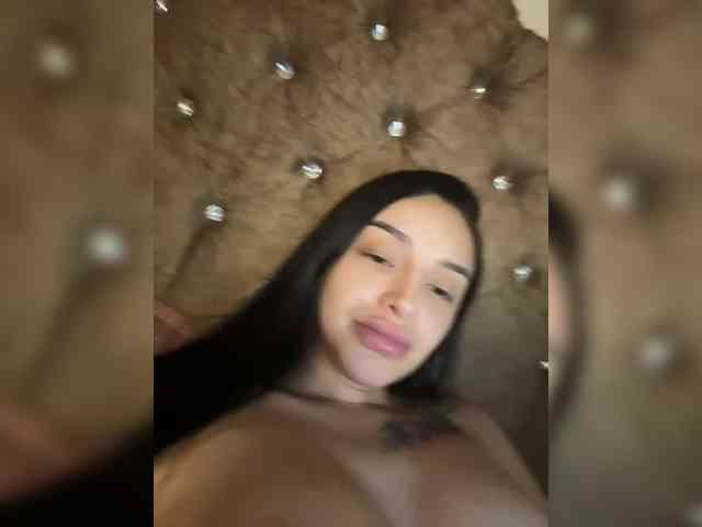 AprilRosse webcam
