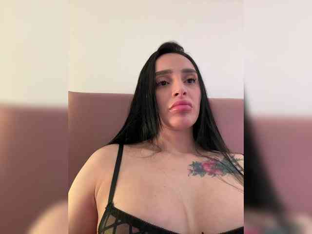 AprilRosse webcam