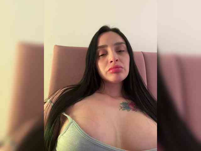 AprilRosse webcam