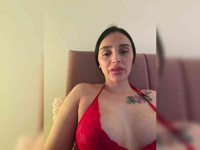 AprilRosse webcam