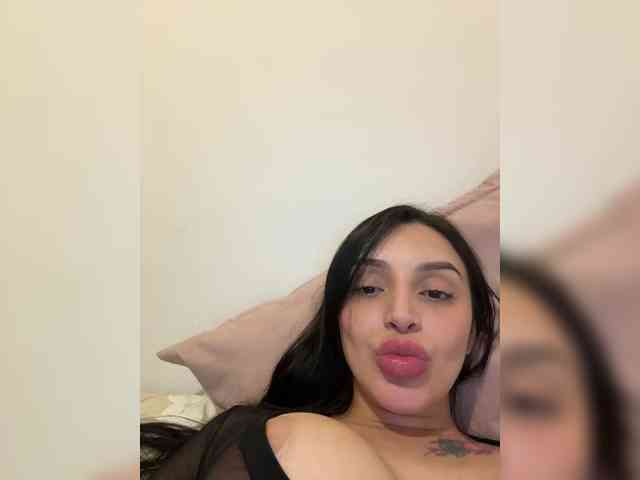 AprilRosse webcam