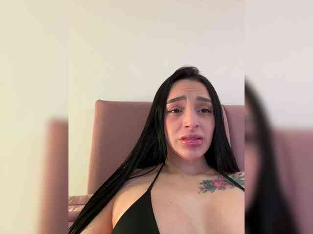 AprilRosse webcam