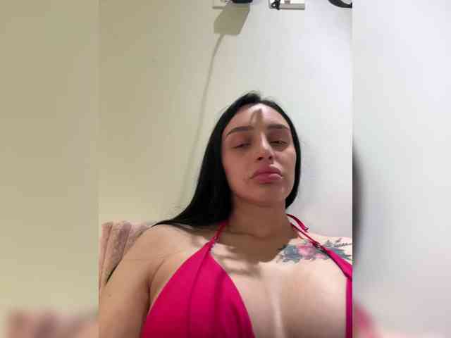 AprilRosse webcam