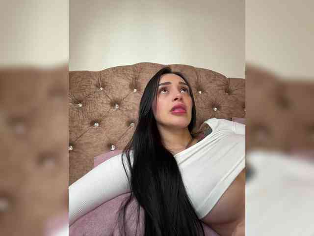AprilRosse webcam