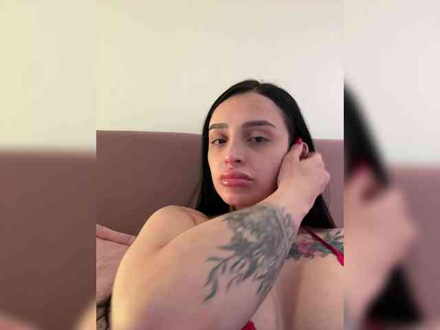 AprilRosse webcam