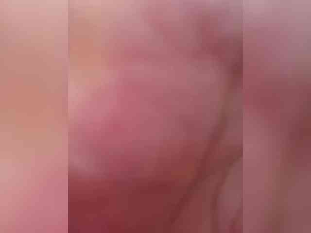 AprilRosse webcam