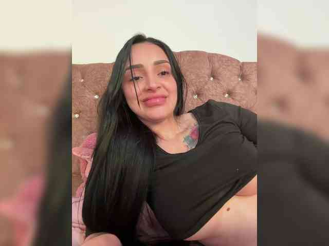 AprilRosse webcam