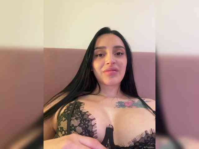 AprilRosse Live Webcam on BongaCams