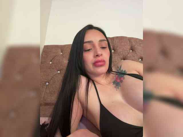 AprilRosse webcam