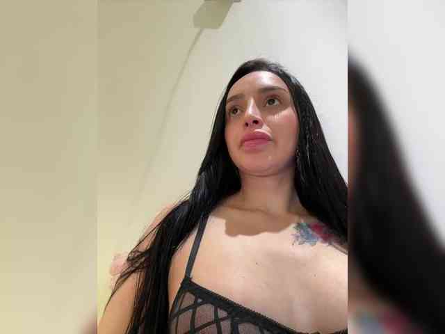 AprilRosse webcam