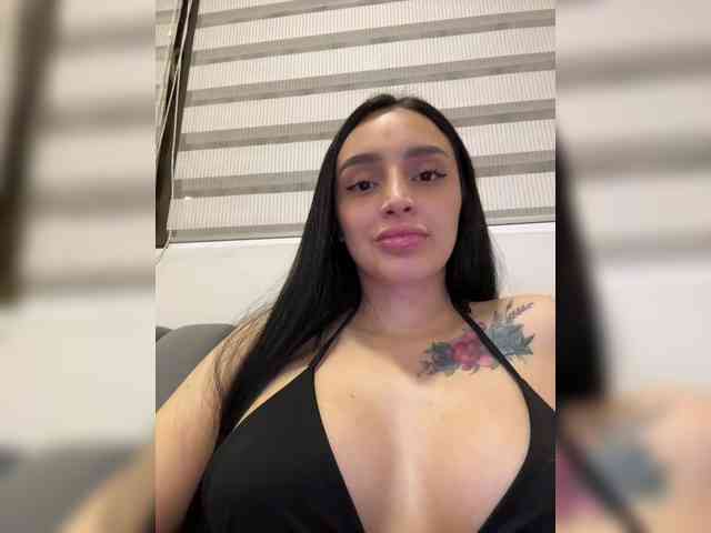 AprilRosse webcam