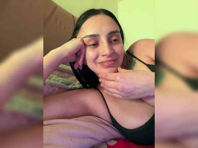 AprilRosse Live Webcam on BongaCams