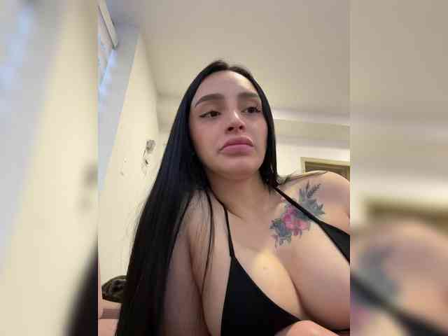 AprilRosse webcam