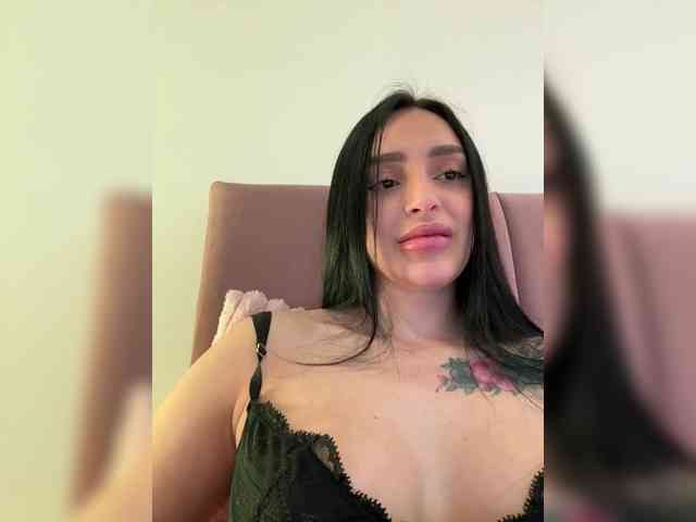 AprilRosse webcam